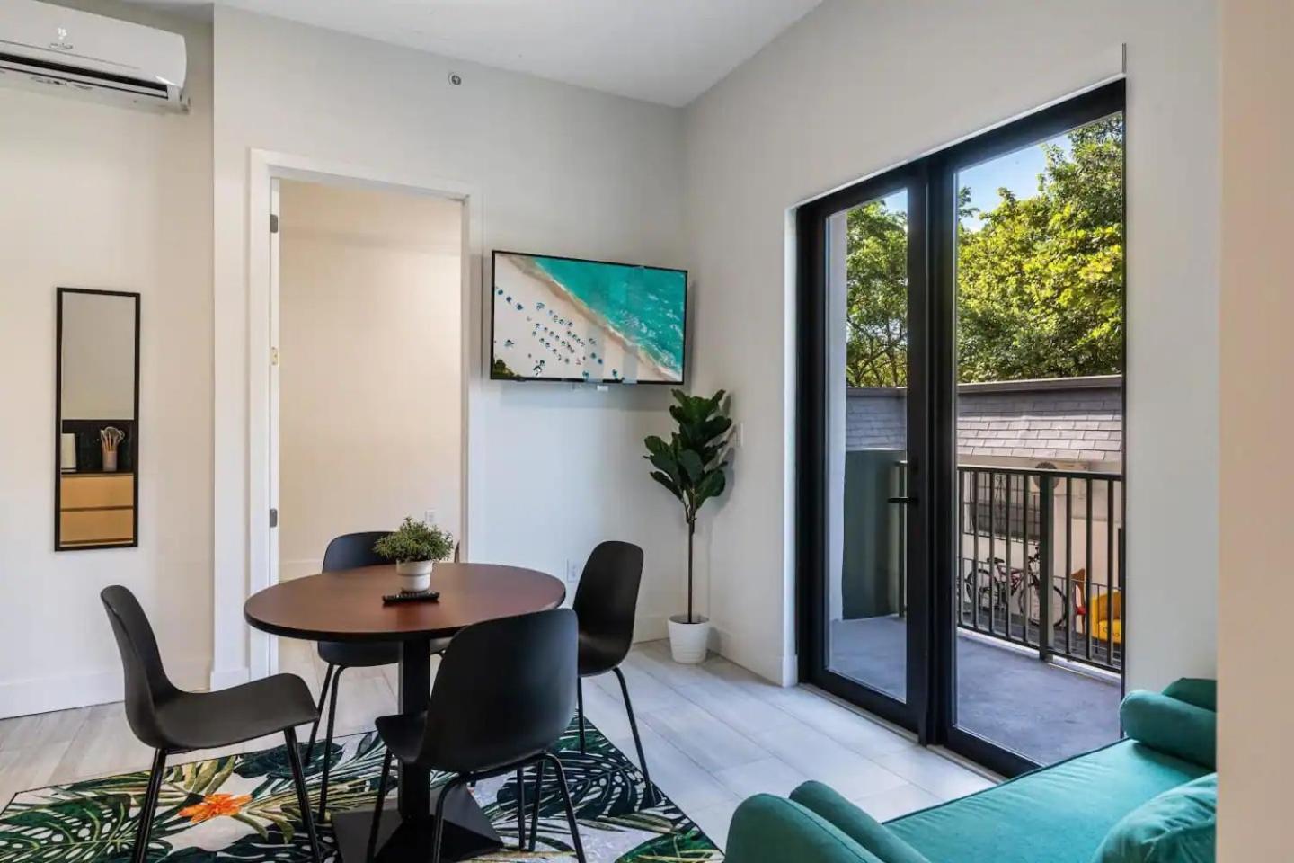 Olive Apartments Miami Room photo